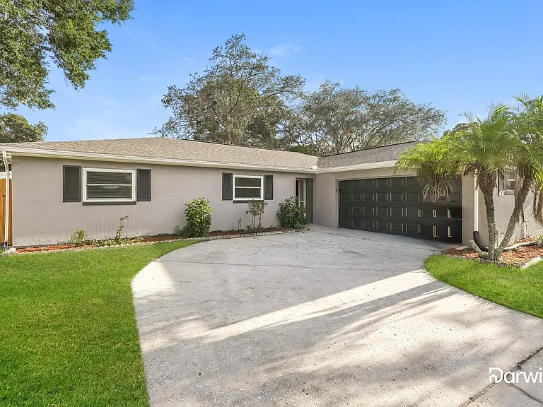 3835 Twilight Dr — Photo 2