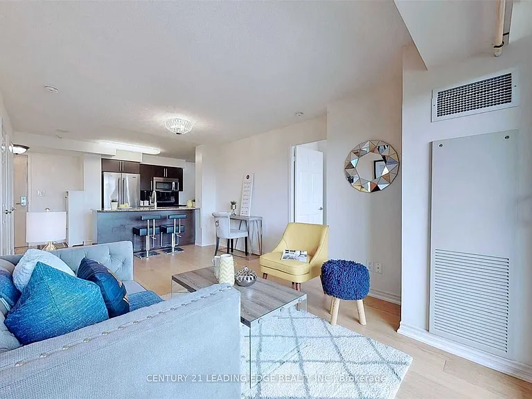 88 Grangeway Ave #307 — Photo 8