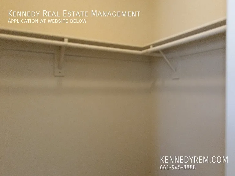 1645 Cactus Dr #B — Photo 10