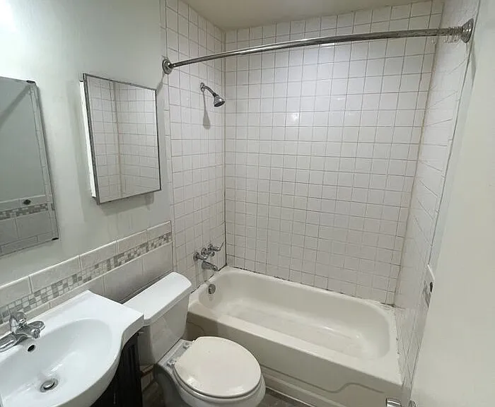 7124 Longstreet Dr #C — Photo 12