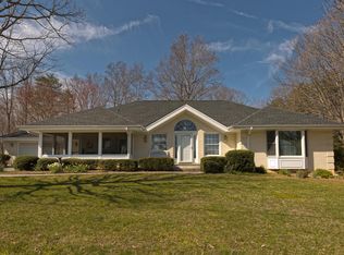 16530 Moneta Rd, Moneta, VA 24121