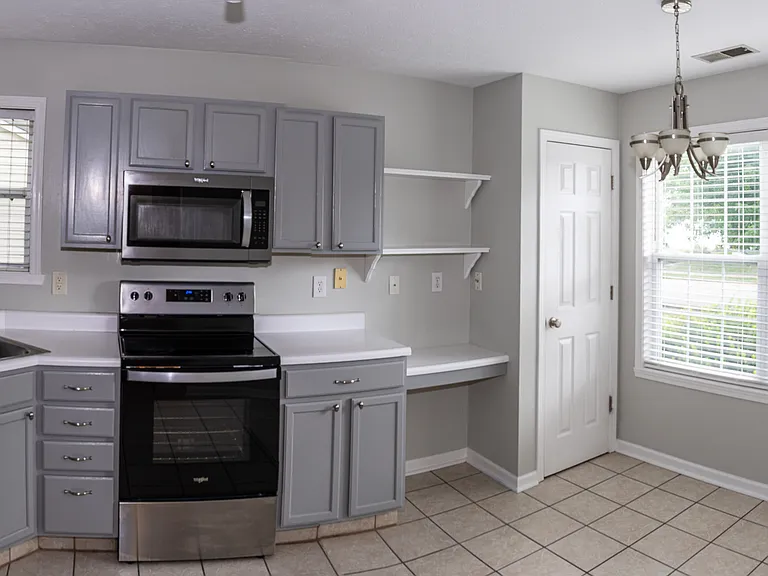 10341 Cheswick Ln — Photo 3