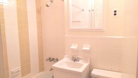 Rented by Manhattan Spaces