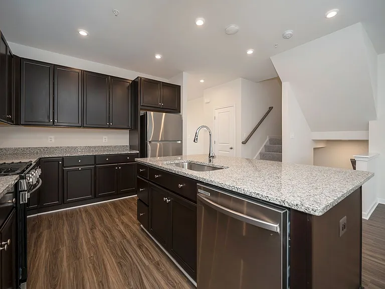 360 Coastal Ave #101 — Photo 6