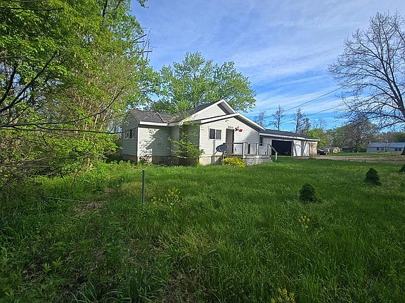 3rd image of 8645 Bellevue Rd