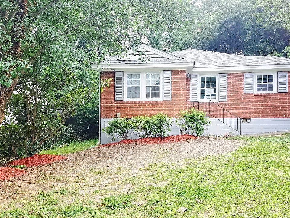 Newly Renovated 3dbr/2ba. Close to city