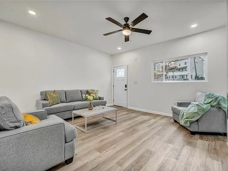 5115 Poe Way — Photo 15