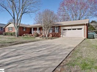 7 Tussock Rd, Greenville, SC 29615