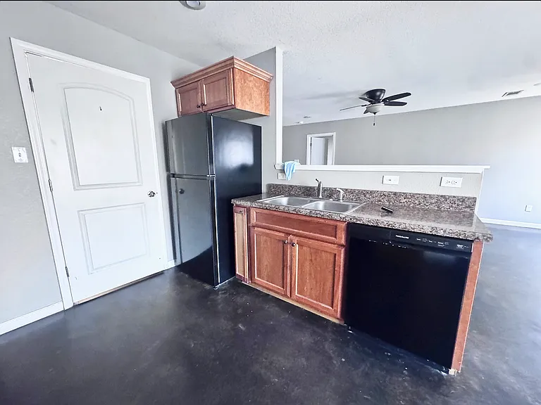 3888 Turfway Dr — Photo 7