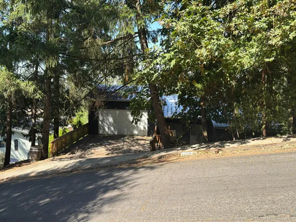 2090 Graham Dr, Eugene, OR 97405