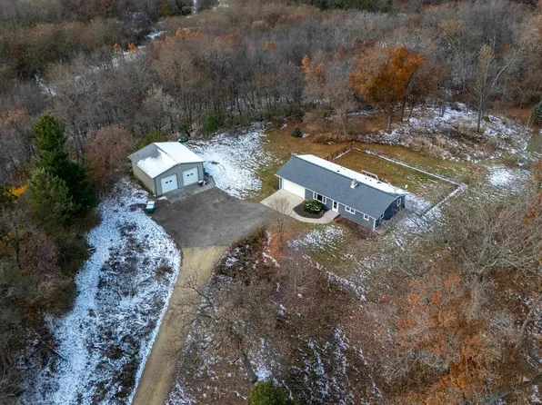 2039 Springdale Center Road, Verona, WI 53593