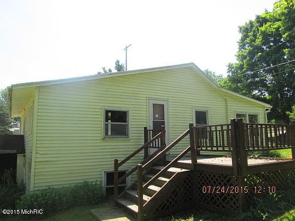 2nd image of 409 Brady St NW