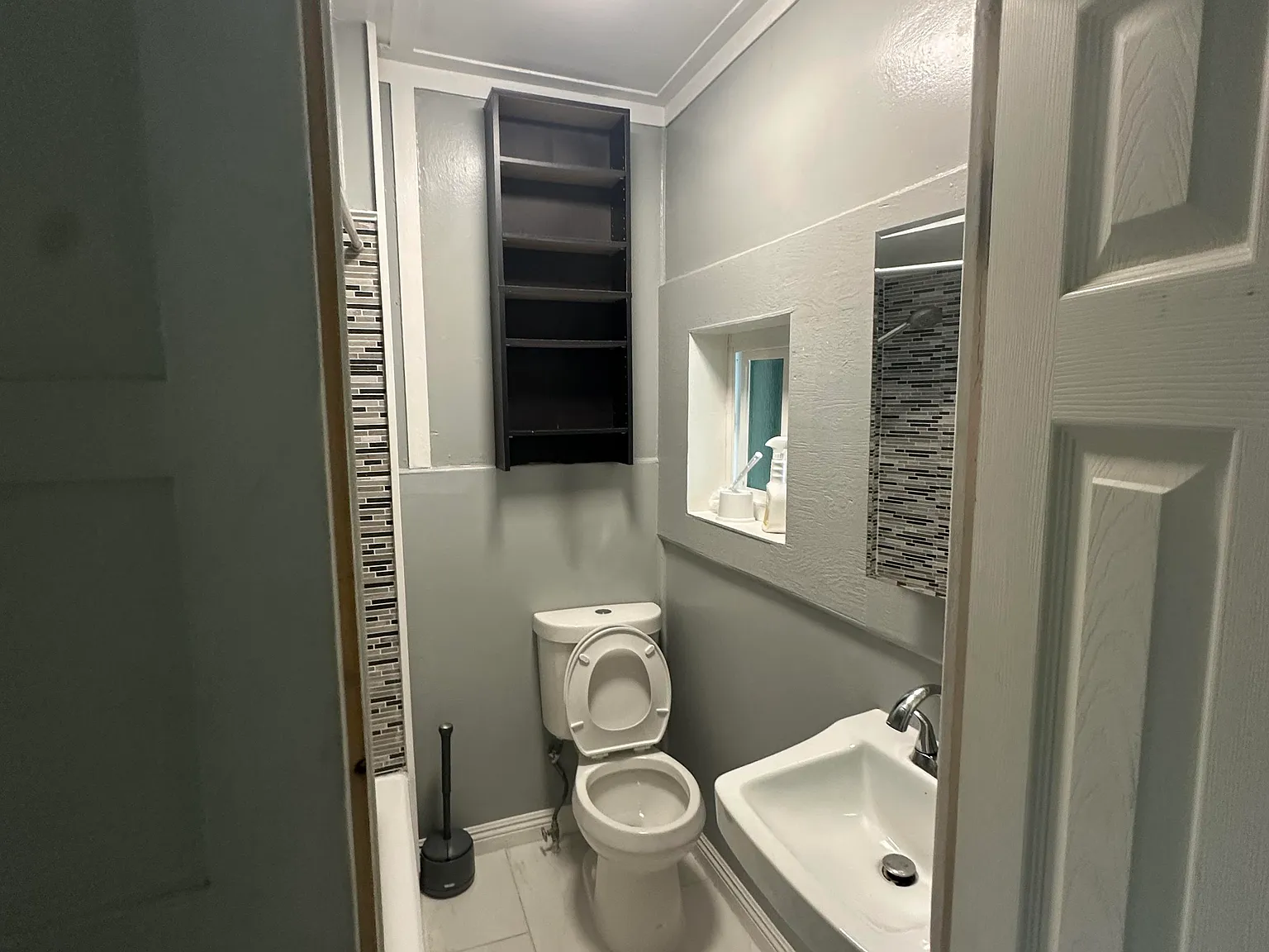 1 bed, 750 sqft, $2,300 — Photo 2
