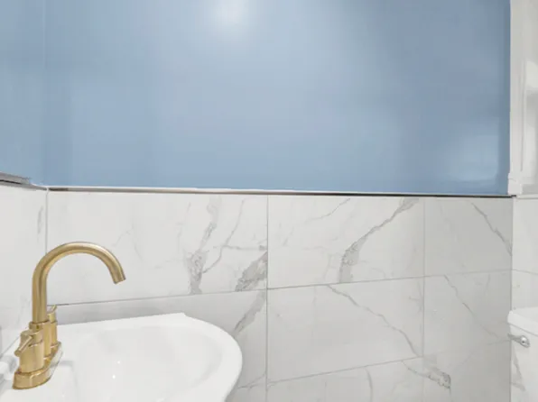 2008 East 52nd Street image 31 of 34