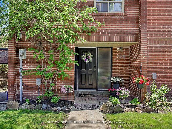 2nd image of 124 Wales Ave