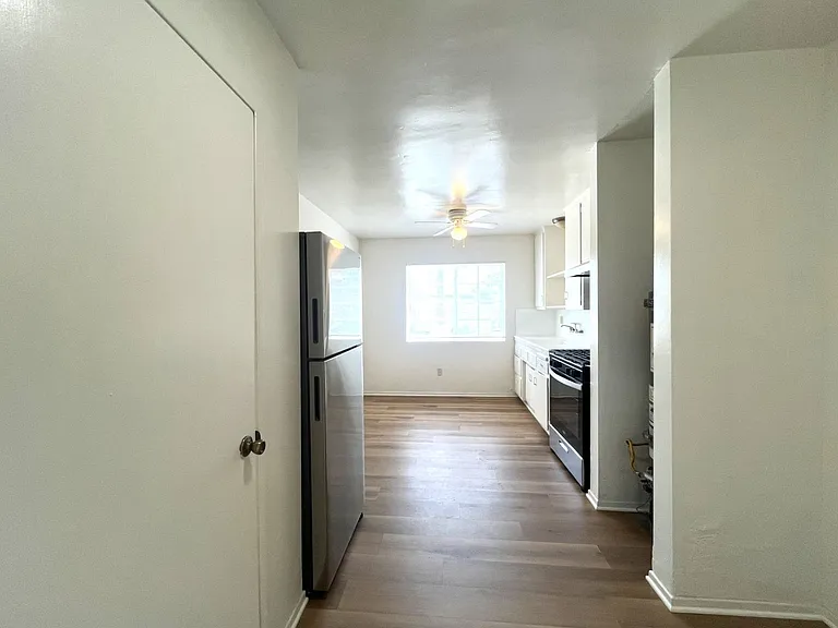 RV NT 307 - 319 — Photo 8