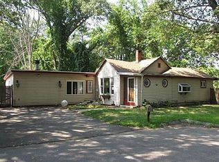 22 Burnett St, Nashua, NH 03060