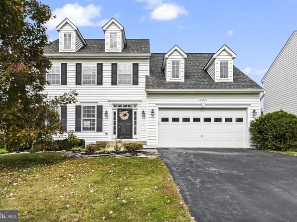 6187 McCarthy Dr, King George, VA 22485