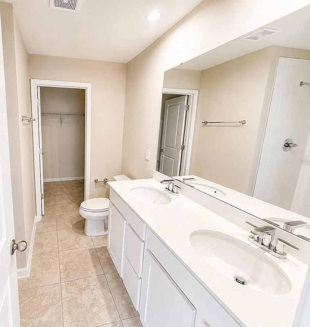 2008 Edison Pointe Boulevard - 1 — Photo 3