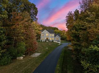 1 Ammidon Rd, Mendon, MA 01756