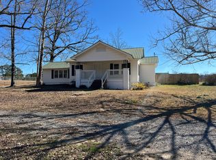 460 Willie Hamilton Rd, Clanton, AL 35045