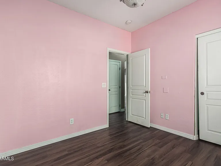 2513 W Novak Way — Photo 18