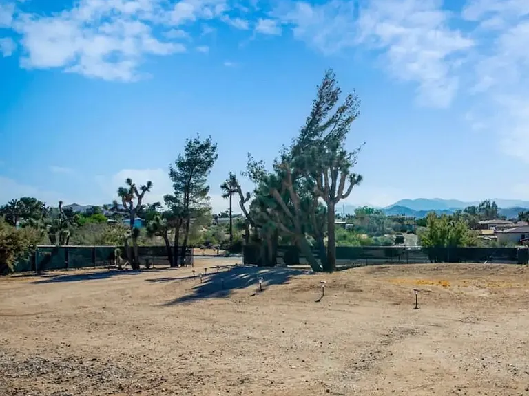 7607 Lucerne Vista Ave — Photo 52