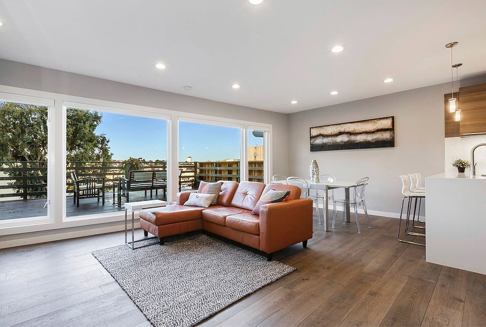 1st image of 36 Terra Vista Ave APT 2