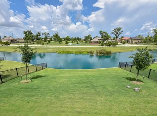 5319 Clouds Creek Ln, Sugar Land, TX 77479