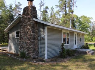 W12917 Robin Ln, Crivitz, WI 54114