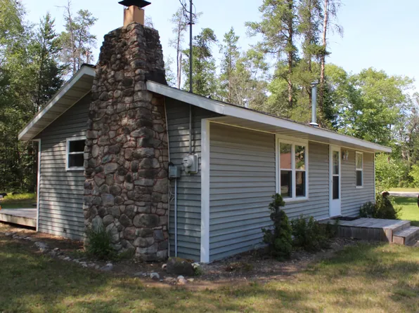 W12917 Robin Ln, Crivitz, WI 54114