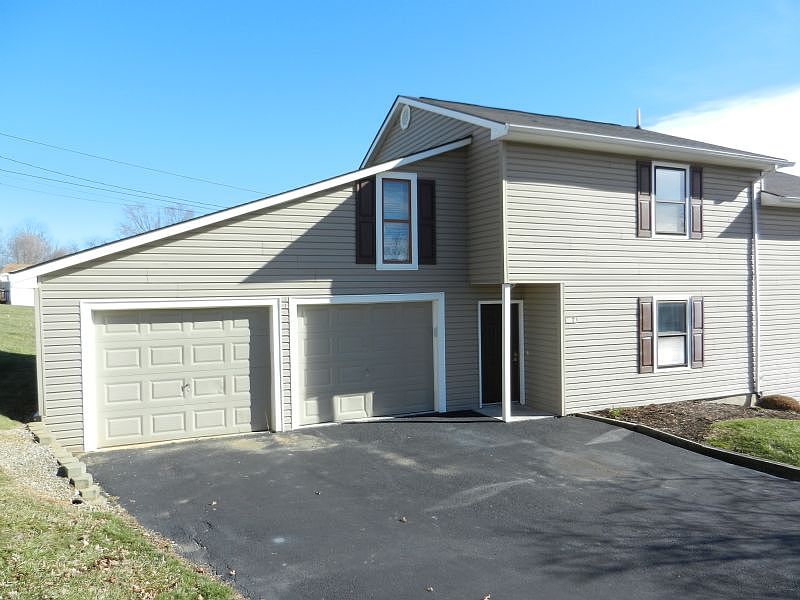 1st image of 505 Village Ln #A