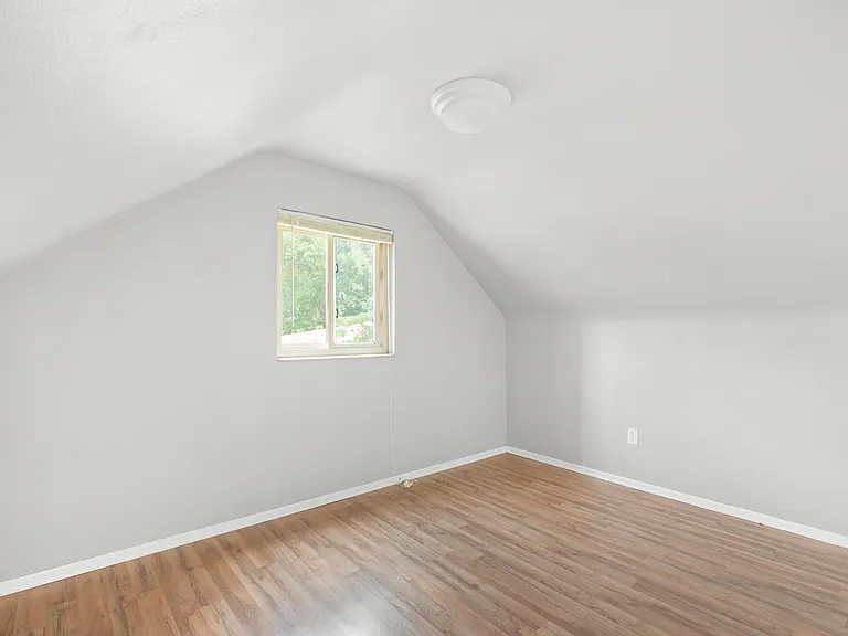5649 Library Rd — Photo 17