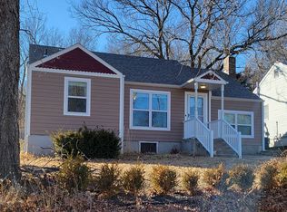 408 S 18th St, Manhattan, KS 66502