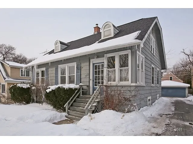 308 6th St photo 1