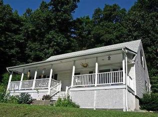 81 Hawleys Corners Rd, Lloyd, NY 12528