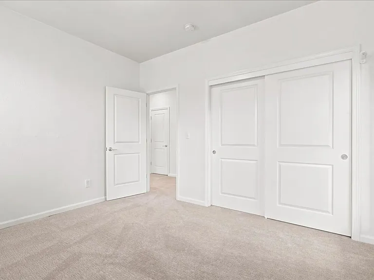 3169 Parkham Dr — Photo 34