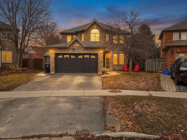 19 Smith St, New Tecumseth, ON L9R 1Z8