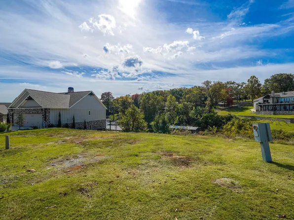 Melody Point Cir, Grove, OK 74344