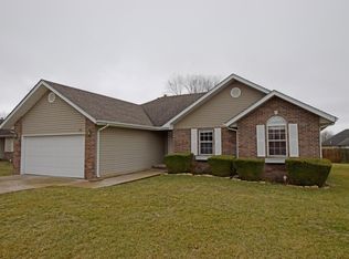 1010 W Thorngate Dr, Ozark, MO 65721