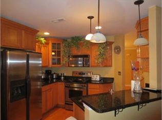 15420 Greenwood Rd, Dolton, IL 60419