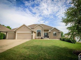 7308 SW Ambassador Pl, Topeka, KS 66610