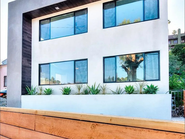 141 San Pascual Ave — Photo 19