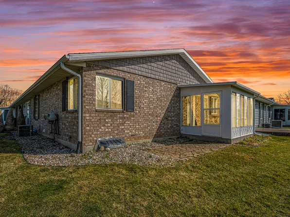 4814 Weston Ave, Kalamazoo, MI 49006