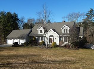 1 Delaware Rd, Medfield, MA 02052