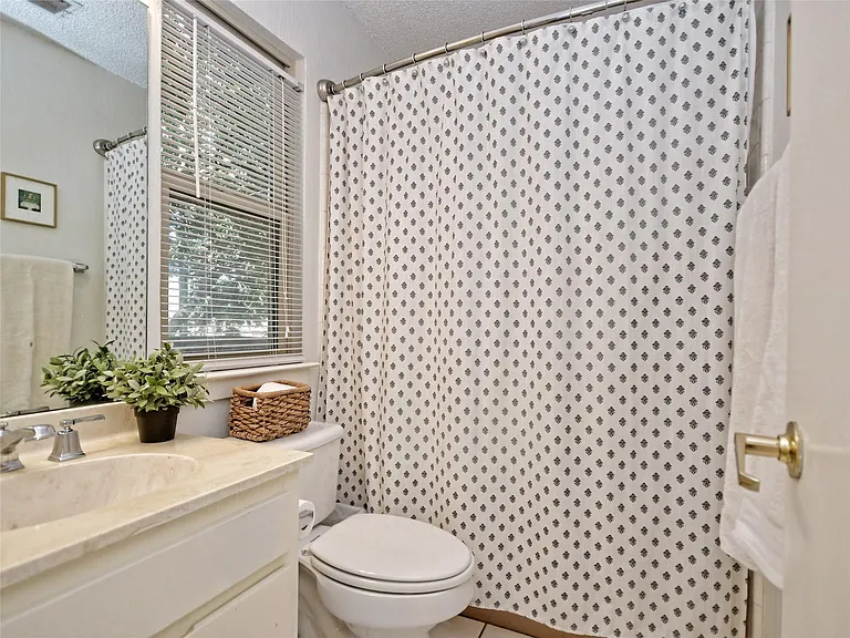 8121 Ceberry Dr #B — Photo 10