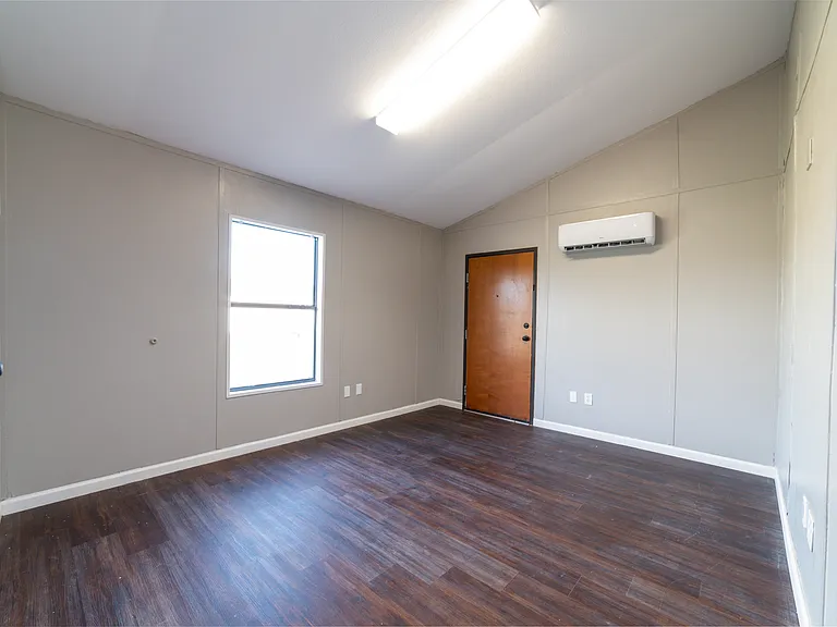 1710 Private Road 4352 #B — Photo 2