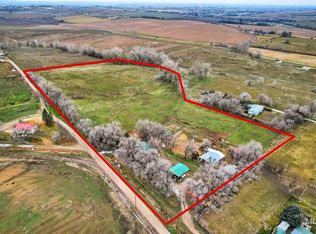 17567 Hollow Rd, Caldwell, ID 83607