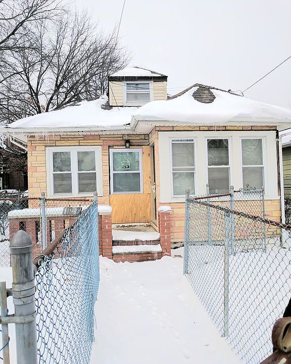 1st image of 175-01 Sayres Ave