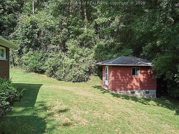 3rd image of 507 Orchard Ave SE